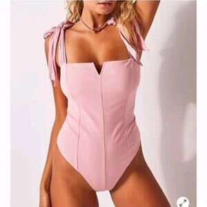 Free People Intimately Lola Pink Bodysuit Large Coquette Barbiecore Femenine